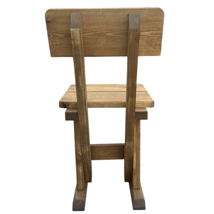 2 бр. Дървен стол от масив – до 250 кг.