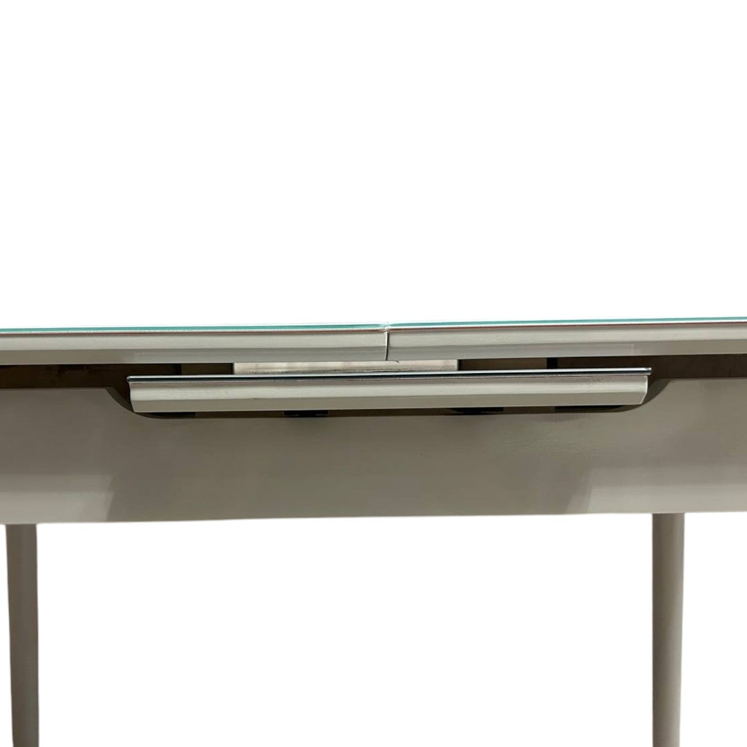 Комплект трапезна разтегателна маса със закалено стъкло и 6 стола Лорета