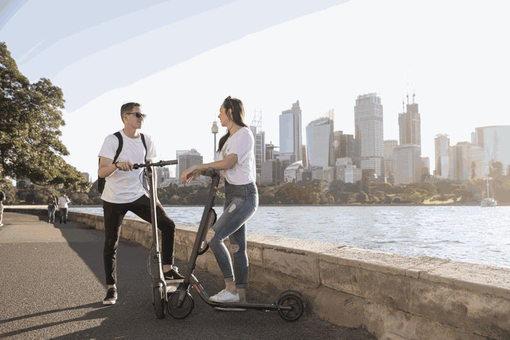 Електрическа Тротинетка със Скорост 35км/ч, До 35км с ЕДНО зареждане