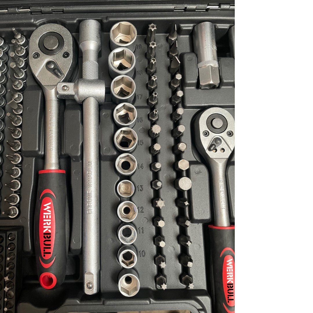 Немски Куфар с Инструменти 216ч WerkBull Гедоре с 3бр Тресчотка и ключове 8-22- Тресчотни